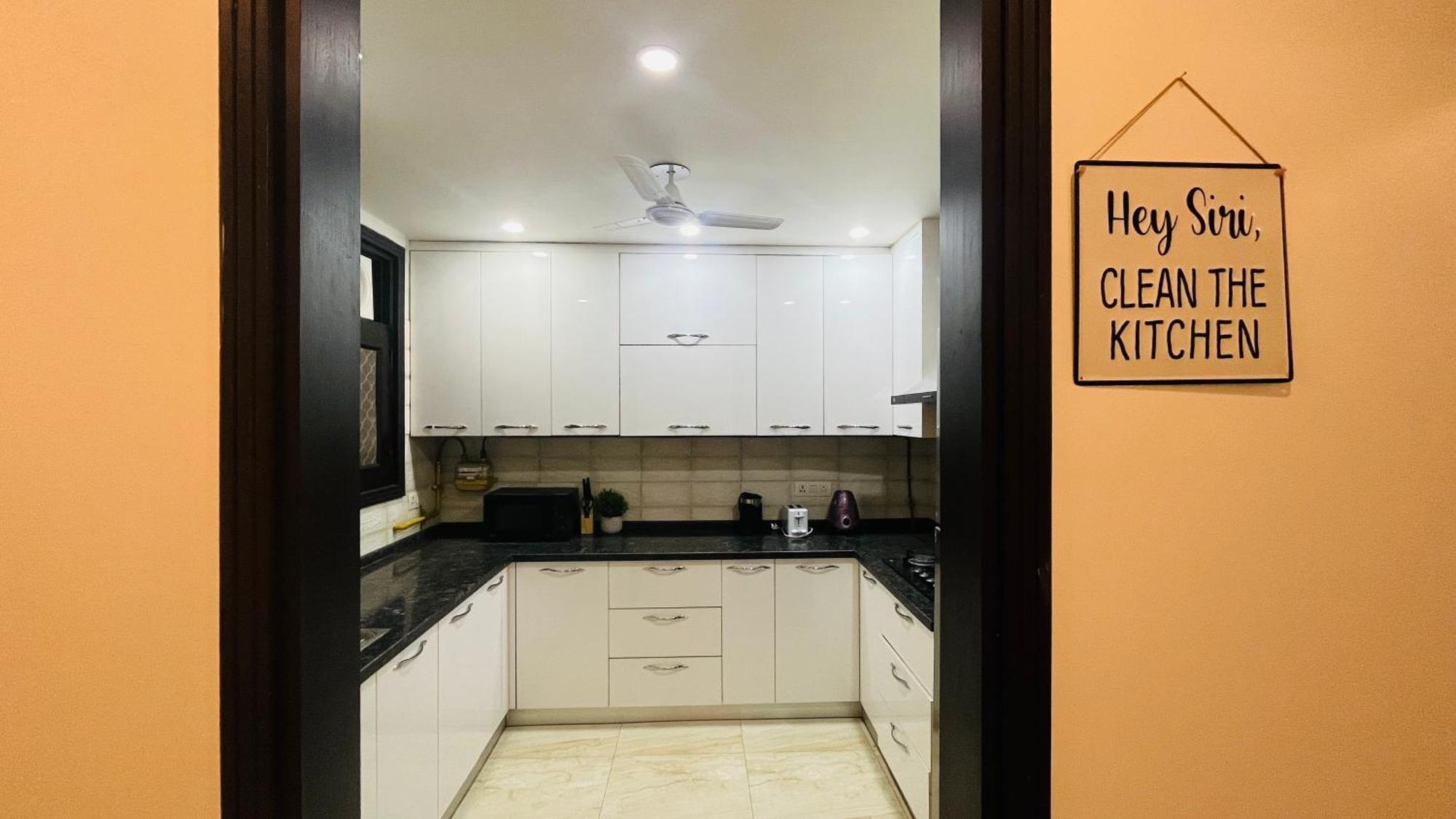 Apartment Bluo 3bhk - M Block Market @ Greater Kailash New Delhi